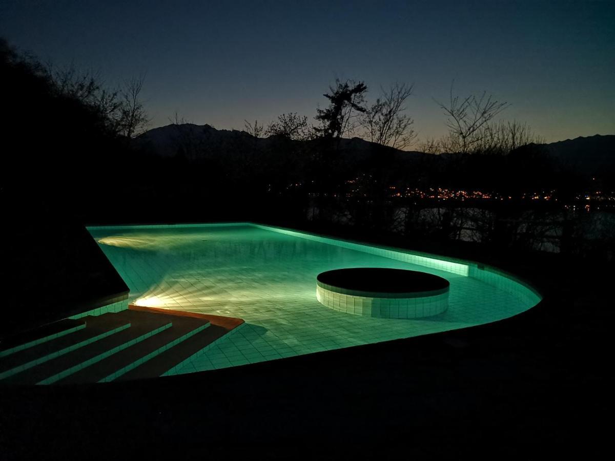 1 Zimmer Apartment Mit Seesicht Und Pool Gambarogno ภายนอก รูปภาพ